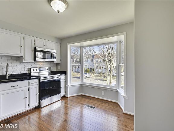 4th image of 6523 Birchleigh Way