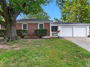 1319 Brandywine Ln, Saint Peters, MO 63376