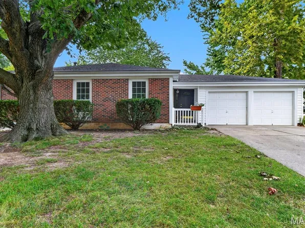 1319 Brandywine Ln, Saint Peters, MO 63376