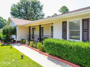 126 Quail Run Dr, Warner Robins, GA 31088