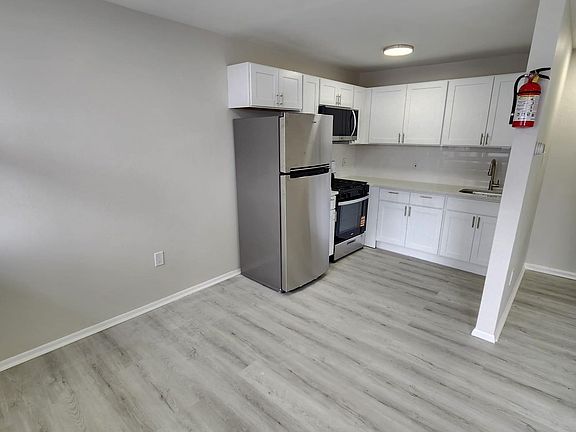 4th image of 1805 N Mississippi Ave