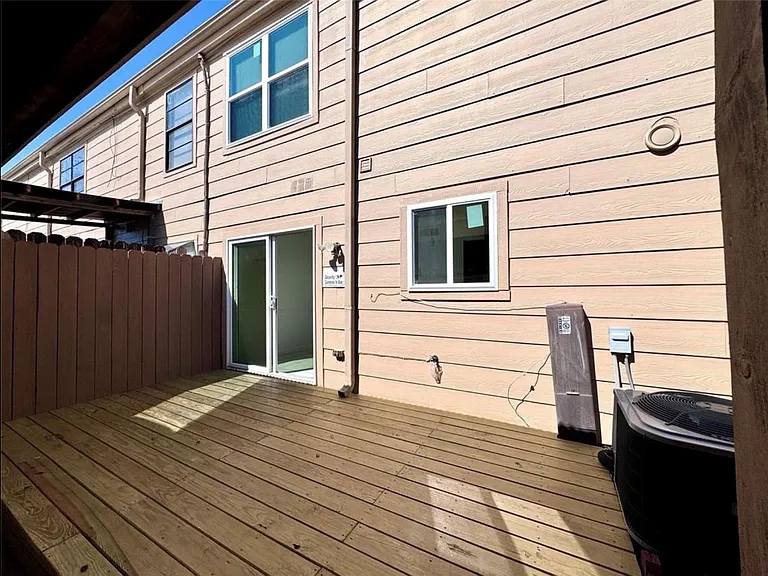 9901 Sharpcrest St #M6 — Photo 3