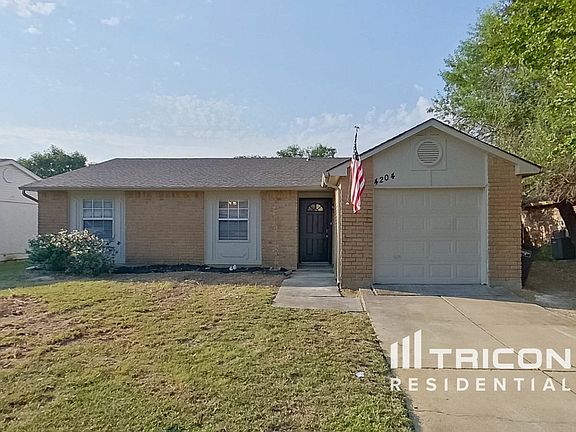 2nd image of 4204 Pepperbush Dr