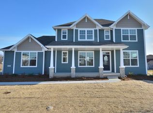 10600 N Coneflower Ct, Mequon, WI 53097