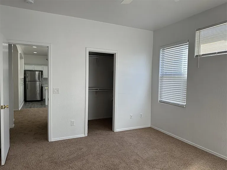 9711 W Horse Thief Pass — Photo 2