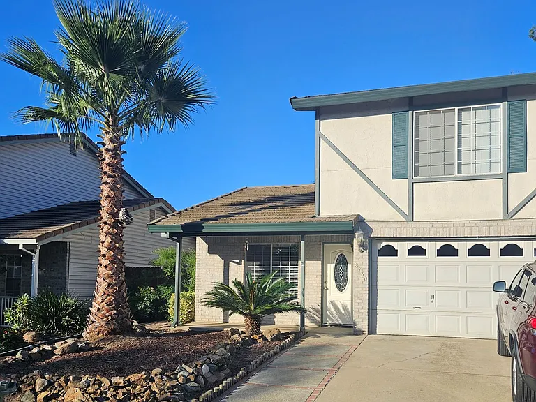 8730 Longspur Way — Photo 1