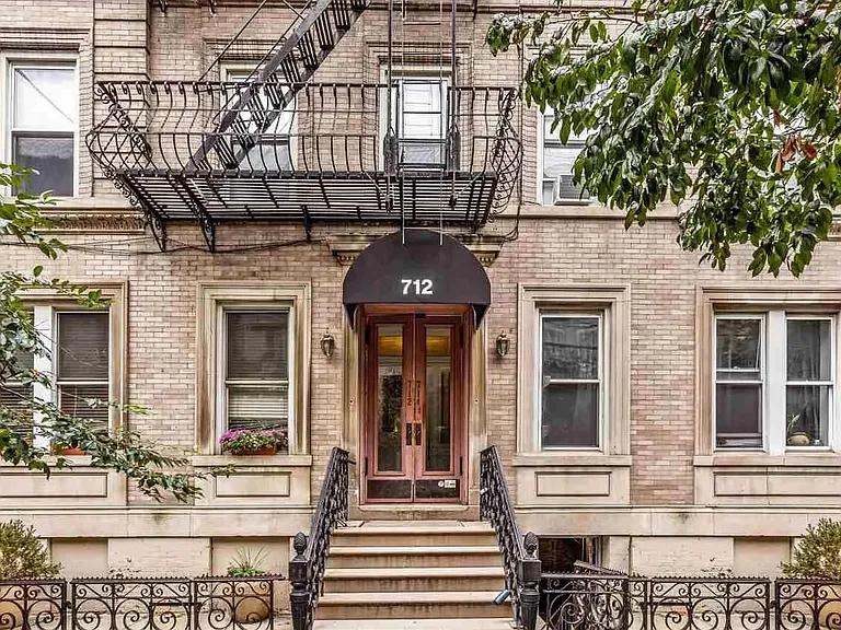 712 Willow Ave #5C — Photo 14