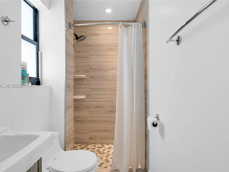 1704 Rodman St #3 — Photo 14