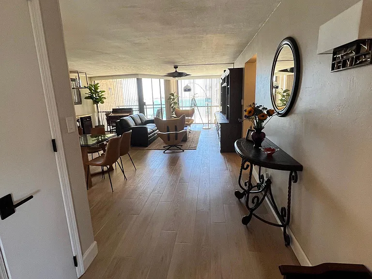 3916 Riviera Dr #408 — Photo 32