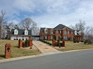1072 Overlake Ave, Forest, VA 24551