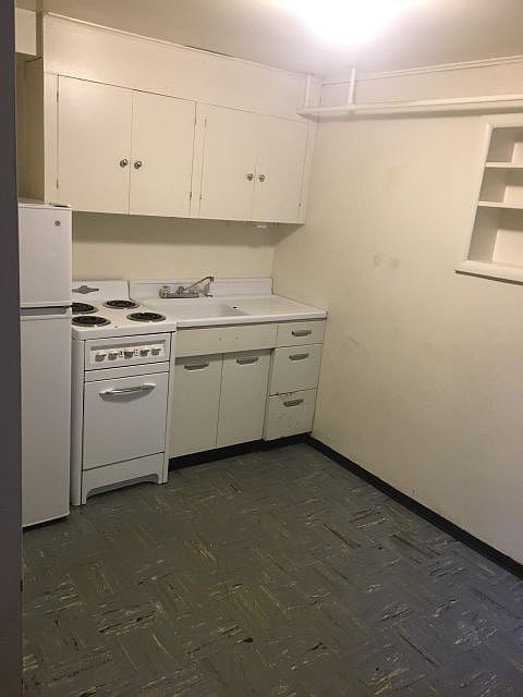 1st image of 24 Broadwater Ave APT 1