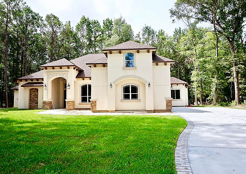 1st image of 19470 Riverwalk Dr
