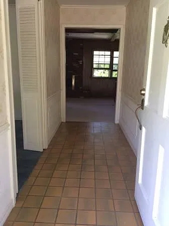 2354 N Mockingbird Lane — Photo 4