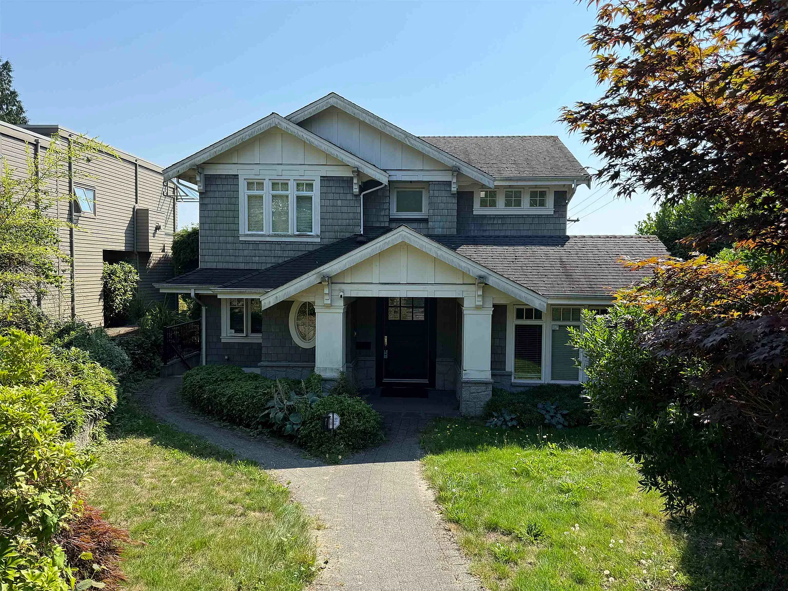 2 bed, 1000 sqft, $2,400 — Photo 1