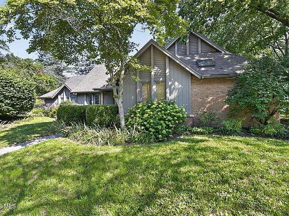 5th image of 7238 Candlewood Ln