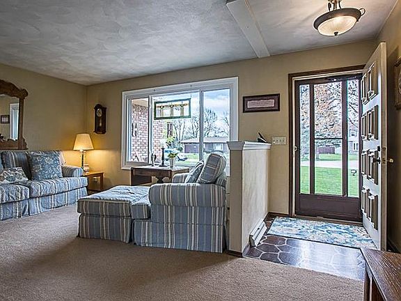 3rd image of 22161 Bee Ct