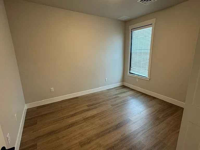 1625 Annafeld Pkwy E — Photo 23