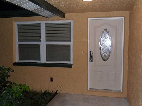 FRONT DOOR UPCLOSE
