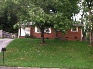 2319 Emerywood Rd, Greensboro, NC 27403