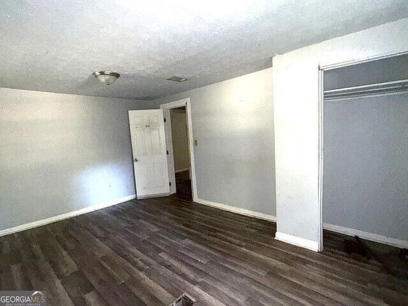 2nd image of 3335 Delmar Ln NW
