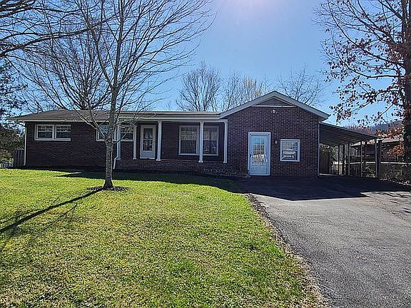 2nd image of 315 Summerwood Dr