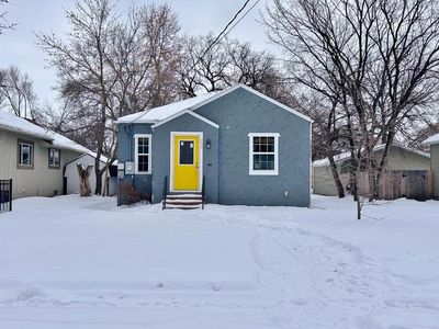 216 9th St NW, Minot, ND, 58703