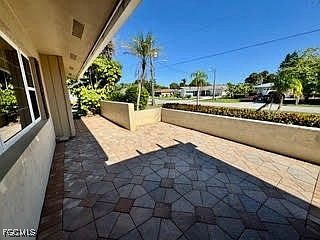 4th image of 5560 Burnham Ct