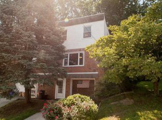 580 Livezey St, Philadelphia, PA 19128