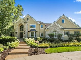 90 27th St N, Sartell, MN 56377