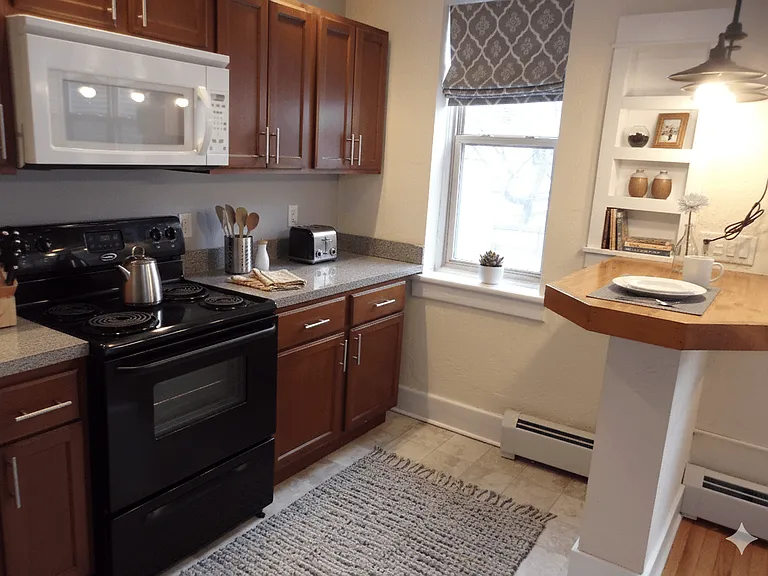 Apartments at 400 Elmwood — Photo 3