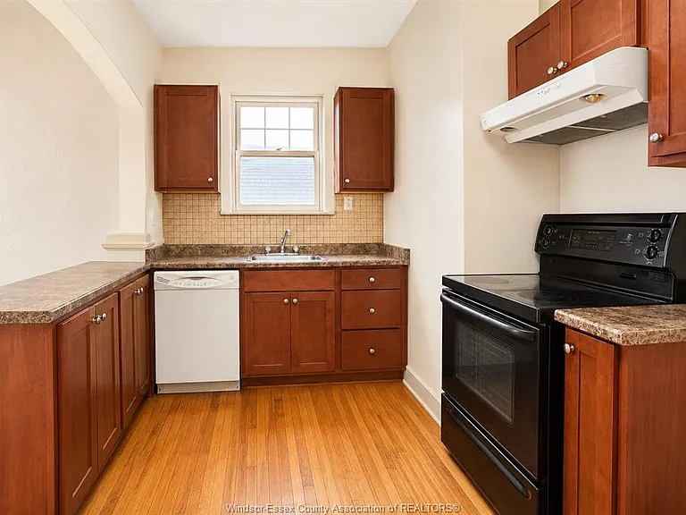1009 Niagara St #6 — Photo 10