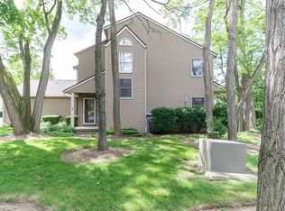 1878 Lillian Rd, Stow, OH 44224