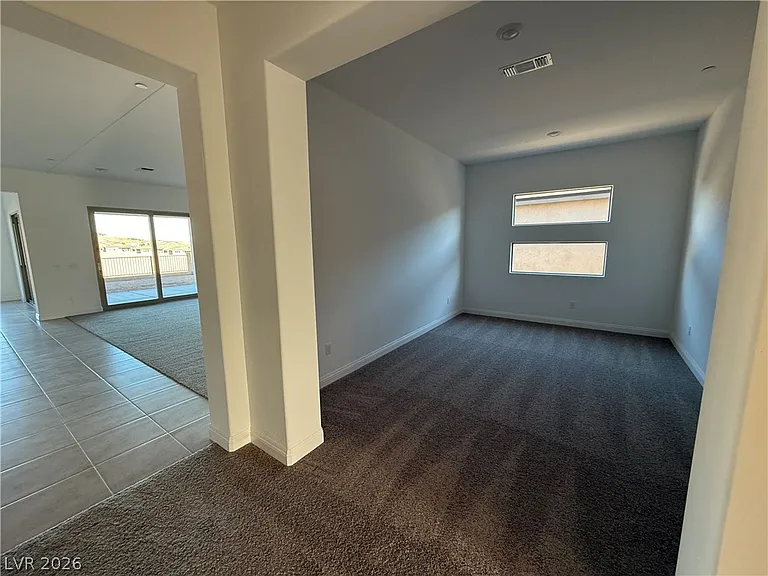 162 Sun Glaze Ave — Photo 14