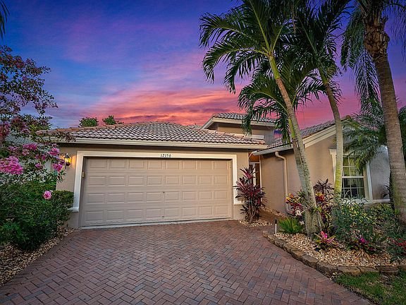 2nd image of 12156 La Vita Way