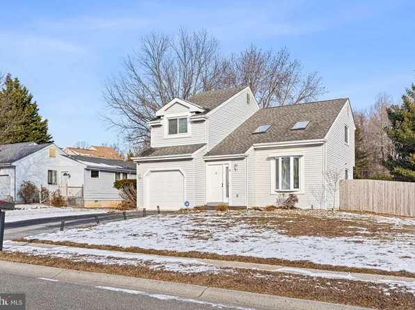 38 Palmetto Dr, New Castle, DE 19720