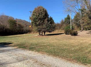 17 Shady Oak Ln, Arden, NC 28704