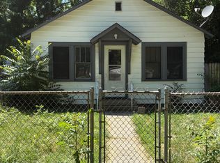 1016 Villa Ct, Benton Harbor, MI 49022