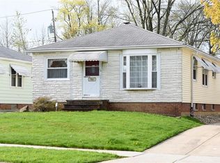 9111 Pinegrove Ave, Parma, OH