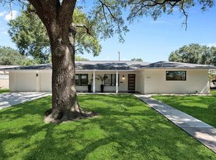704 Fleetwood St, Baytown, TX 77520