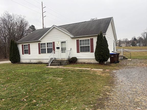 2nd image of 903 Union St