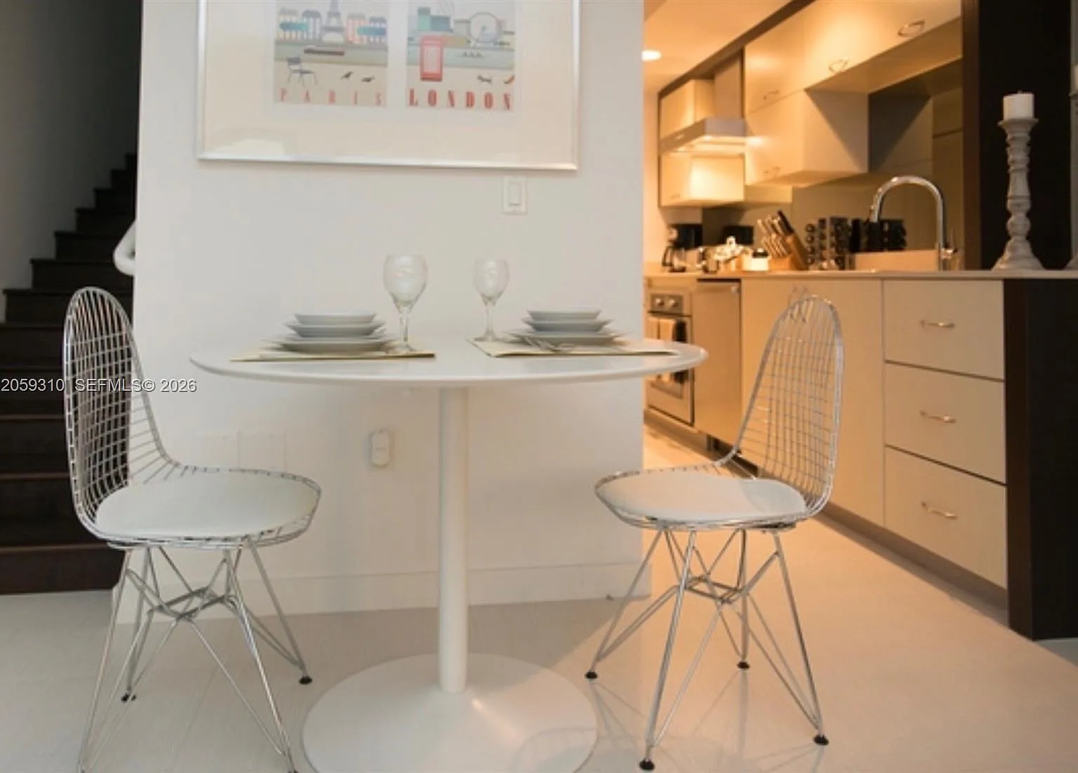 Park Villas Condo — Photo 4