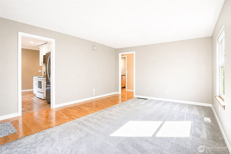 5th image of 1819 SW 149th Street