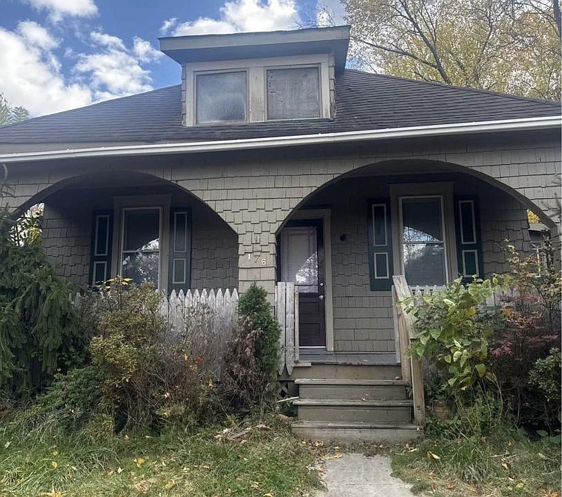 1st image of 176 Park Ave