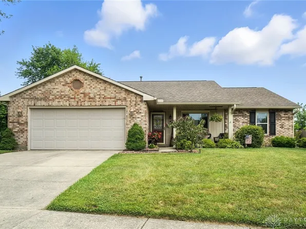 8332 Timber Walk Ct, Dayton, OH 45424