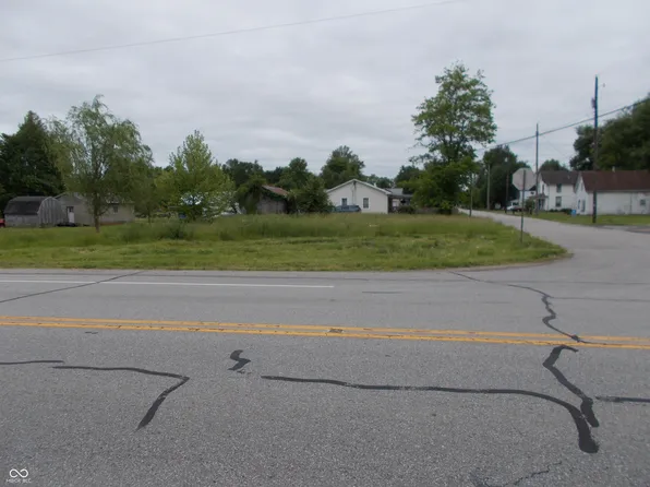 5325 E Us Highway 50, Butlerville, IN 47223
