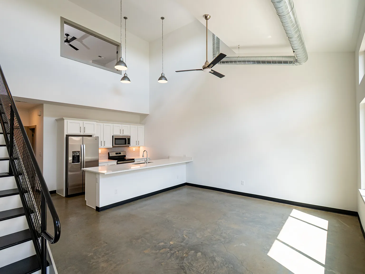 2 bed, 1225 sqft, $1,950 — Photo 3