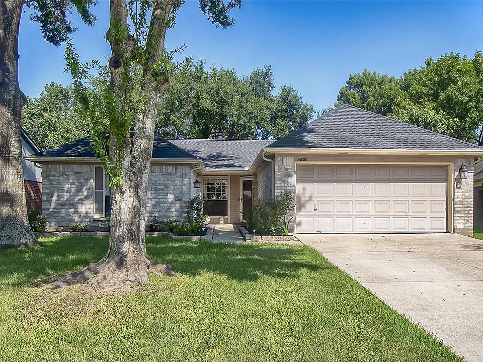 1st image of 4806 Heritage Plains Dr