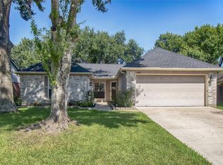 4806 Heritage Plains Dr, Friendswood, TX 77546