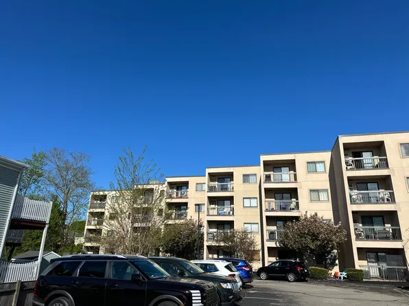 677 Quincy Shore Dr APT 414, Quincy, MA 02170
