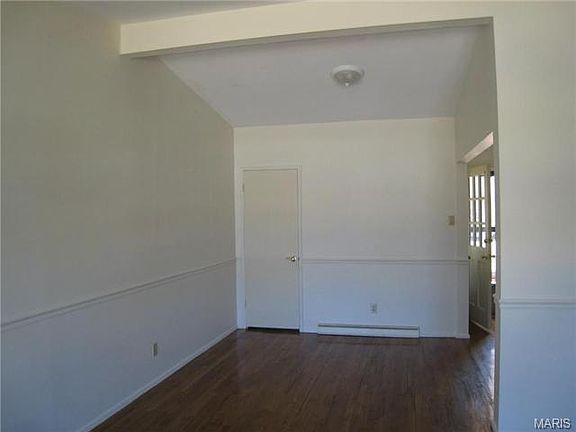 5th image of 1860 Allen Dr